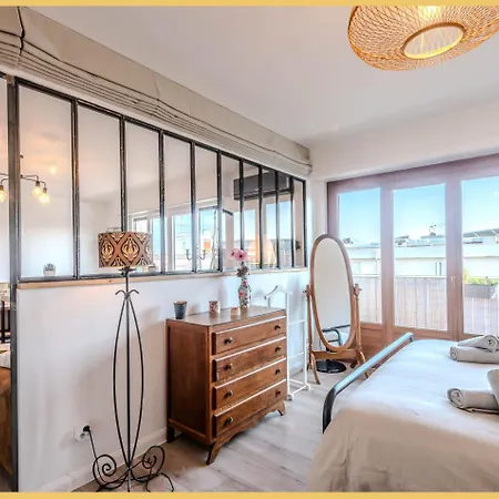Apartment T2 *